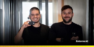 Karta levanta $15M liderados por Galaxy para construir la tarjeta de crédito global vía WhatsApp